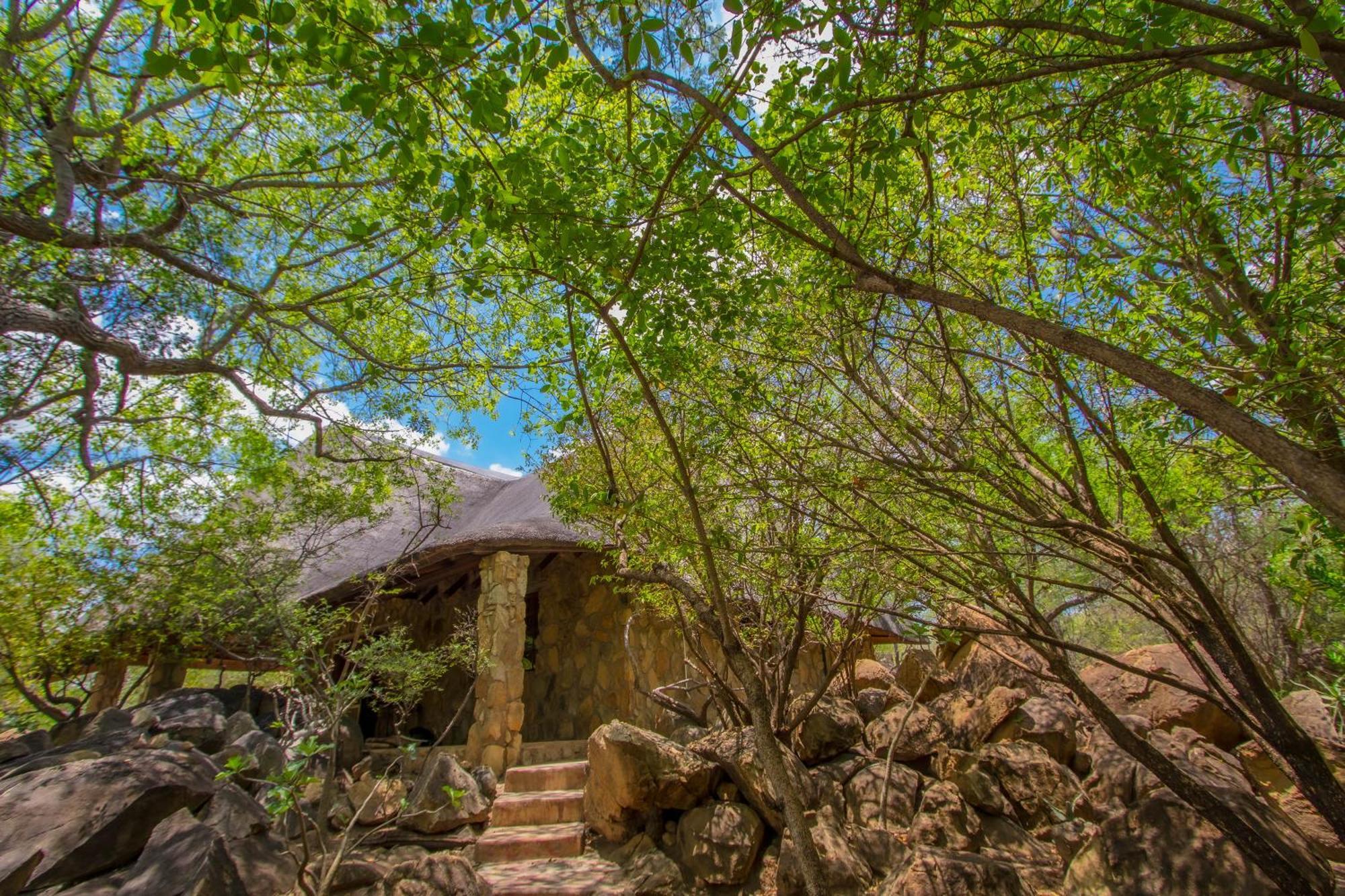 Hasekamp Family Bush Lodge โฮดสปรูท ภายนอก รูปภาพ